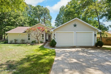 Lake Home For Sale in Crossville, Tennessee