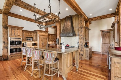 Exceptional lakeview mountain living at 3010 Iron Horse Drive in - photo 15