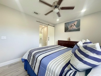 Welcome to this inviting 2-bedroom, 1.5-bath townhouse located - photo 21