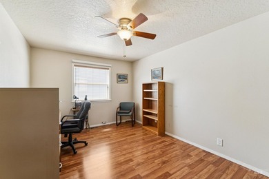 Welcome to this beautifully maintained 3-bedroom, 2-bath - photo 22