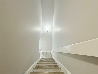 Welcome to this inviting 2-bedroom, 1.5-bath townhouse located - photo 24