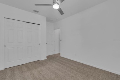 Beautiful 2023-built home, move-in ready! This residence - photo 25