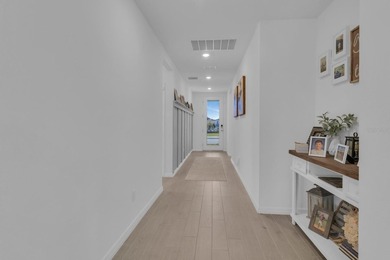 Beautiful 2023-built home, move-in ready! This residence - photo 26