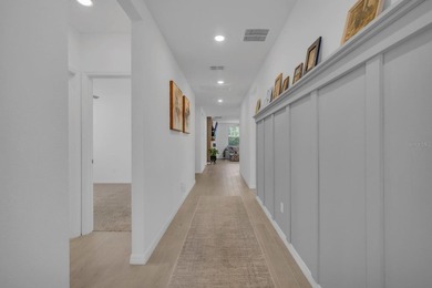Beautiful 2023-built home, move-in ready! This residence - photo 27
