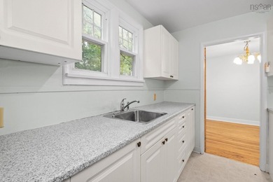 Welcome to this charming home in one of Halifax's most - photo 5