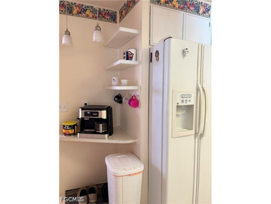 Well-maintained 2-bedroom, 2-bath manufactured home in desirable - photo 5
