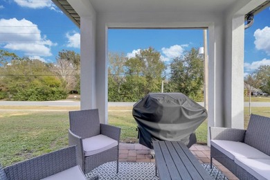 Beautiful 2023-built home, move-in ready! This residence - photo 35