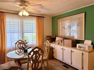 Well-maintained 2-bedroom, 2-bath manufactured home in desirable - photo 7