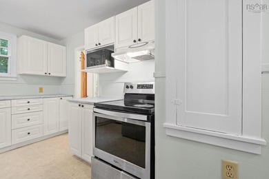 Welcome to this charming home in one of Halifax's most - photo 8