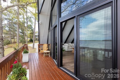 ******Great Water Front Opportunity For Redevelopment***** - photo 41