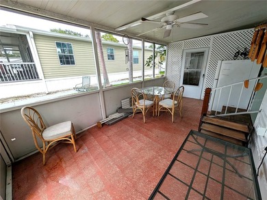 Move-in ready and full of charm, this updated 1 bed/1 bath home - photo 6
