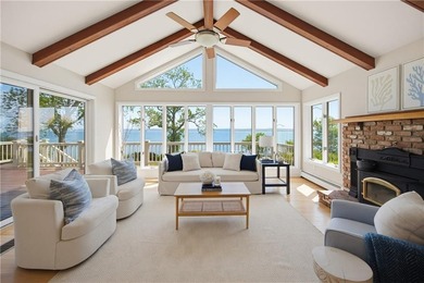 Tucked away on a quiet cul-de-sac, this exceptional waterfront - photo 6