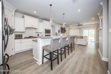 A gorgeous, well-maintained 3 bedroom, 2 1/2 bath home, plus a - photo 11