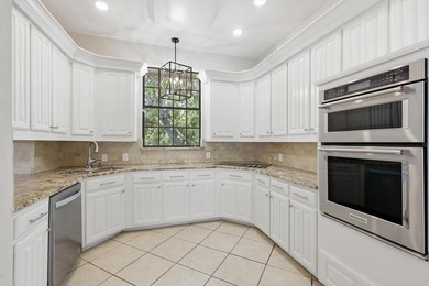 Tucked away in the prestigious waterfront enclave of Shorewood - photo 11