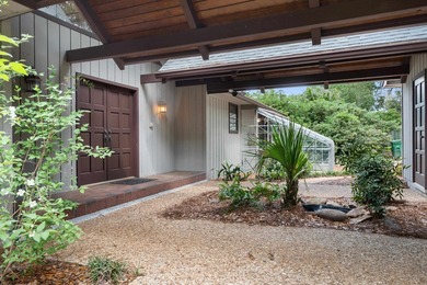 Lakefront Living in LakeBreeze! Thoughtfully designed 4-bedroom - photo 11