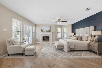 Tucked away in the prestigious waterfront enclave of Shorewood - photo 15