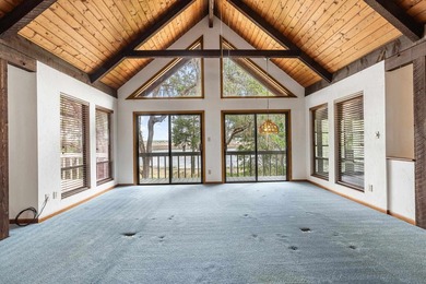 Lakefront Living in LakeBreeze! Thoughtfully designed 4-bedroom - photo 15