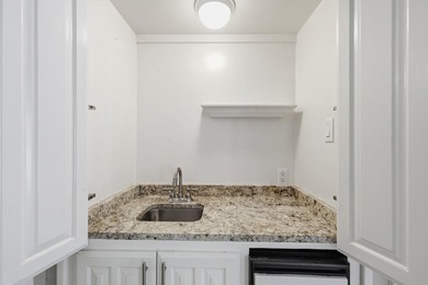 Tucked away in the prestigious waterfront enclave of Shorewood - photo 17