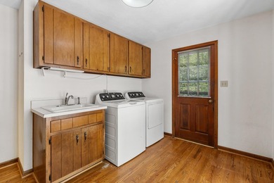 Lakefront Living in LakeBreeze! Thoughtfully designed 4-bedroom - photo 29