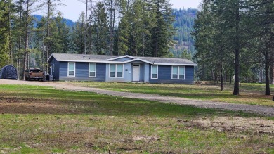 Pend Oreille River Home For Sale in Newport Washington