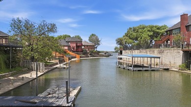 Tucked away in the prestigious waterfront enclave of Shorewood - photo 35