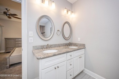 A gorgeous, well-maintained 3 bedroom, 2 1/2 bath home, plus a - photo 37