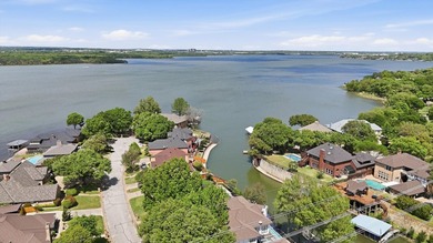 Tucked away in the prestigious waterfront enclave of Shorewood - photo 40