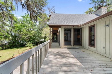 Lakefront Living in LakeBreeze! Thoughtfully designed 4-bedroom - photo 40
