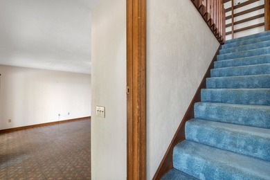 Lakefront Living in LakeBreeze! Thoughtfully designed 4-bedroom - photo 41
