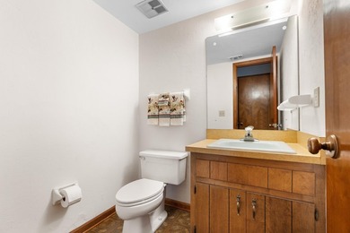 Lakefront Living in LakeBreeze! Thoughtfully designed 4-bedroom - photo 47