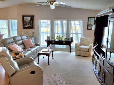 Beautiful Water View! Charming 2-Bed, 2-Bath Manufactured Home - photo 4