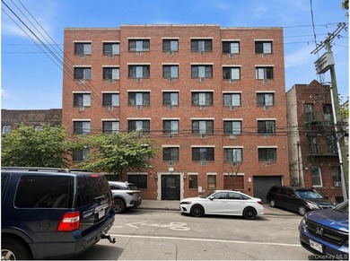 CAP RATE OF OVER 10% Exceptional multifamily investment - photo 1