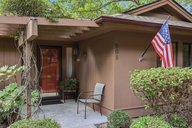 Don't miss the opportunity to own this lovely 2 bedroom 2 bath - photo 3