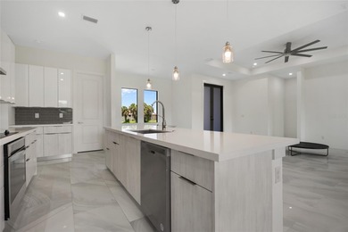 NEW CONSTRUCTION!! BEAUTIFUL 3 BEDROOM, 2.5 BATHS, 2 CAR GARAGE - photo 13