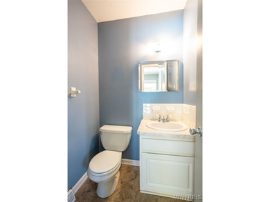 Welcome to 26 Harwood Rd! This beautufully maintained two-story - photo 22