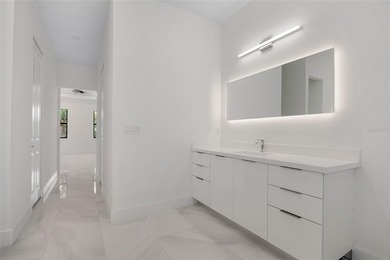 NEW CONSTRUCTION!! BEAUTIFUL 3 BEDROOM, 2.5 BATHS, 2 CAR GARAGE - photo 23