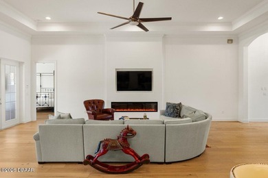 Welcome to 38 Lionspaw Grand, an immaculate Kargar Custom Home - photo 24