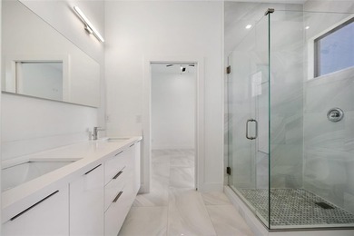 NEW CONSTRUCTION!! BEAUTIFUL 3 BEDROOM, 2.5 BATHS, 2 CAR GARAGE - photo 26