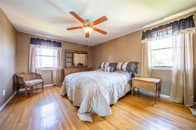 Welcome to 26 Harwood Rd! This beautufully maintained two-story - photo 29