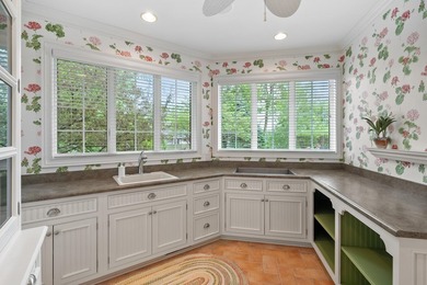 A Lakefront Legacy Estate - 225' Private Shoreline | 1.9 Acres | - photo 35