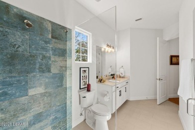 Welcome to 38 Lionspaw Grand, an immaculate Kargar Custom Home - photo 43