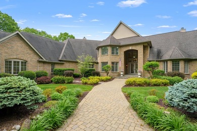 A Lakefront Legacy Estate - 225' Private Shoreline | 1.9 Acres | - photo 59
