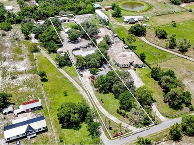 Once-in-a-lifetime private compound opportunity in Chuluota - photo 1