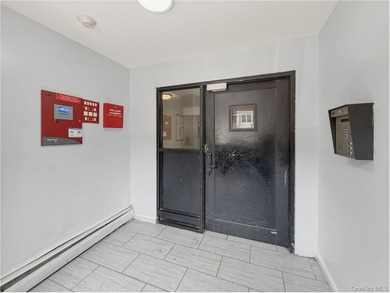 CAP RATE OF OVER 10% 715 East 214th Street is an excellent - photo 4