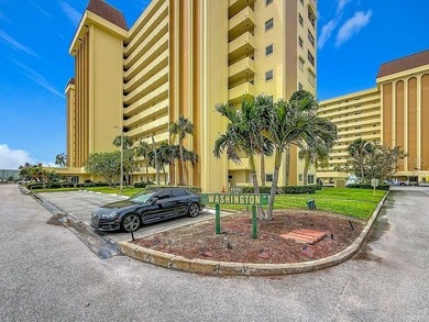 St Petersburg - Sea Towers - This beautifully updated 2 bedroom - photo 4