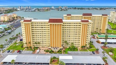 St Petersburg - Sea Towers - This beautifully updated 2 bedroom - photo 6