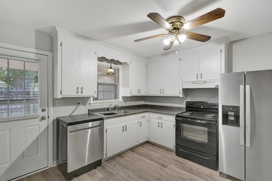 Great investment opportunity in sought-after Orange Grove area - photo 8