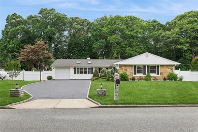 Welcome to 16 Parson Drive....True pride in ownership shines - photo 2