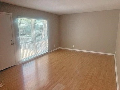 PRICED TO SELL! Updated 2-bedroom, 2 full-bath SUNLIT hideaway - photo 4