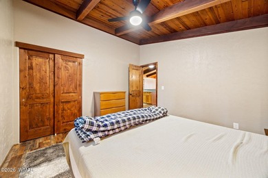 Nestled among the tall pines of Alpine, this charming mountain - photo 12